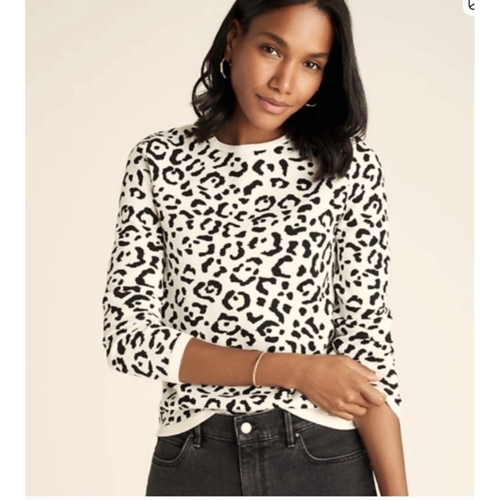 Ann Taylor XS Animal Print Long‎ Sleeve Sweater Knit Top Lightweight Ivory Black